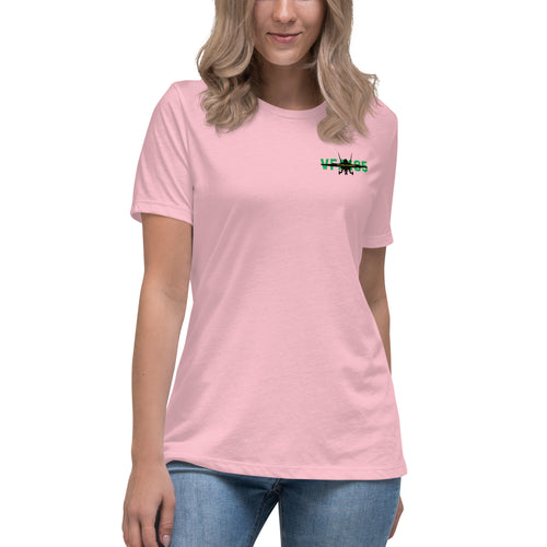 Women's Relaxed T-Shirt – pink